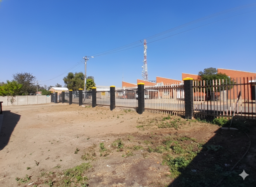 Commercial Property for Sale in Oos Einde North West